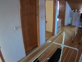 voyeurcam-julmodels-hall-2nd