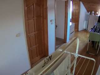 voyeurcam-julmodels-hall-2nd