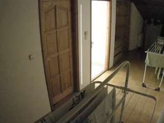 voyeurcam-julmodels-hall-2nd