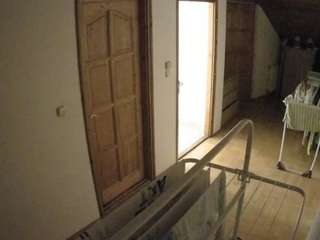 voyeurcam-julmodels-hall-2nd