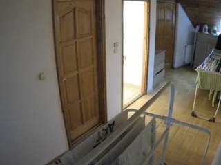 voyeurcam-julmodels-hall-2nd