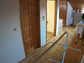 voyeurcam-julmodels-hall-2nd