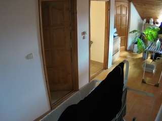 voyeurcam-julmodels-hall-2nd