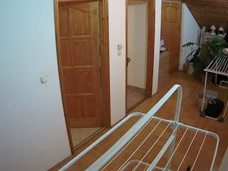 voyeurcam-julmodels-hall-2nd