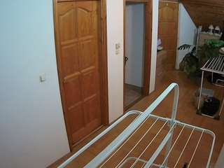 voyeurcam-julmodels-hall-2nd