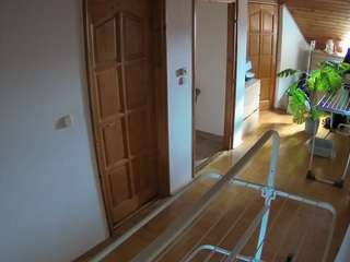 voyeurcam-julmodels-hall-2nd