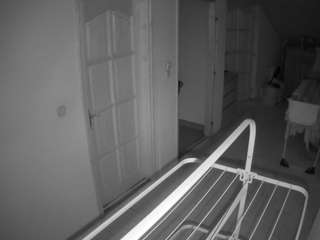 voyeurcam-julmodels-hall-2nd