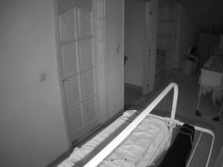 voyeurcam-julmodels-hall-2nd