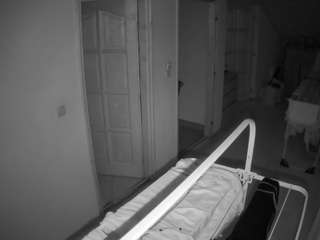 voyeurcam-julmodels-hall-2nd