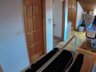 voyeurcam-julmodels-hall-2nd