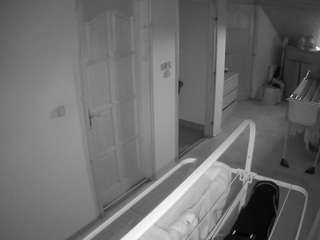 voyeurcam-julmodels-hall-2nd