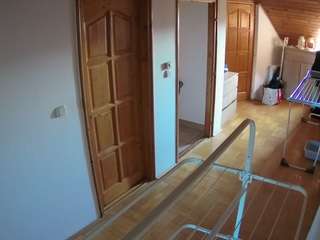 voyeurcam-julmodels-hall-2nd