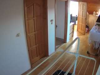 voyeurcam-julmodels-hall-2nd