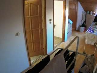 voyeurcam-julmodels-hall-2nd