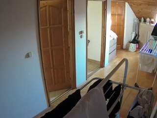 voyeurcam-julmodels-hall-2nd