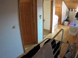 voyeurcam-julmodels-hall-2nd