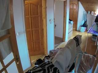 voyeurcam-julmodels-hall-2nd