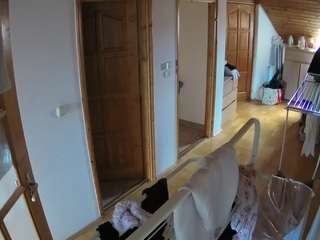 Julmodels Hall 2nd Floor live webcam on Soda Cams