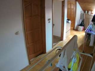 voyeurcam-julmodels-hall-2nd