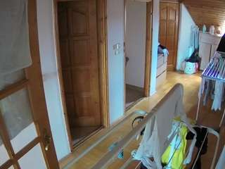 voyeurcam-julmodels-hall-2nd