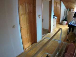 voyeurcam-julmodels-hall-2nd