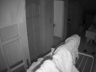 voyeurcam-julmodels-hall-2nd