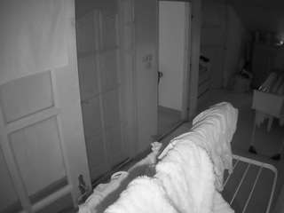 voyeurcam-julmodels-hall-2nd