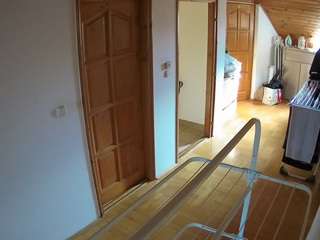 voyeurcam-julmodels-hall-2nd