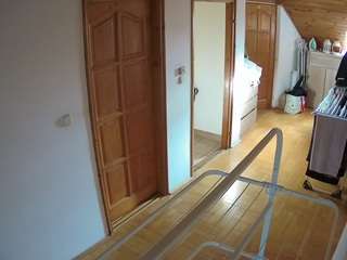 voyeurcam-julmodels-hall-2nd