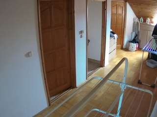 voyeurcam-julmodels-hall-2nd