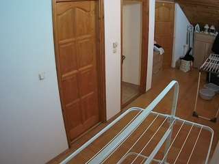 voyeurcam-julmodels-hall-2nd webcam