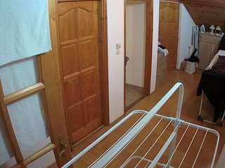 voyeurcam-julmodels-hall-2nd