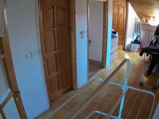 voyeurcam-julmodels-hall-2nd