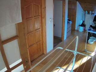 voyeurcam-julmodels-hall-2nd