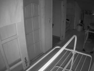 voyeurcam-julmodels-hall-2nd