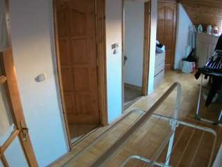 voyeurcam-julmodels-hall-2nd