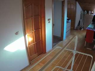 voyeurcam-julmodels-hall-2nd