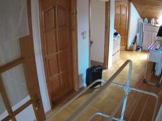 voyeurcam-julmodels-hall-2nd