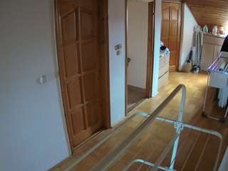 voyeurcam-julmodels-hall-2nd