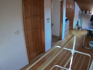 voyeurcam-julmodels-hall-2nd