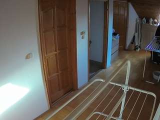 voyeurcam-julmodels-hall-2nd