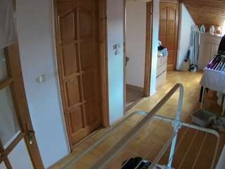 voyeurcam-julmodels-hall-2nd