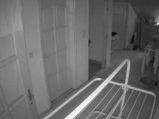 voyeurcam-julmodels-hall-2nd's CamSoda show and profile