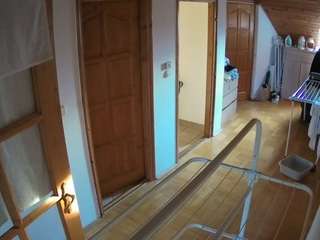 voyeurcam-julmodels-hall-2nd