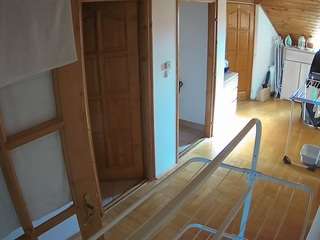 voyeurcam-julmodels-hall-2nd