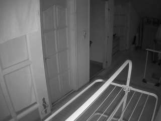 voyeurcam-julmodels-hall-2nd