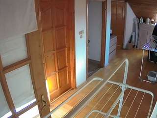 voyeurcam-julmodels-hall-2nd