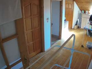 voyeurcam-julmodels-hall-2nd