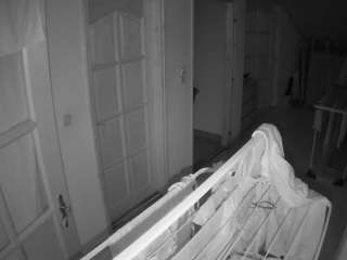 voyeurcam-julmodels-hall-2nd