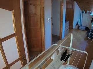 voyeurcam-julmodels-hall-2nd